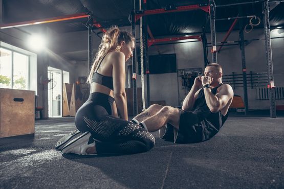 Steigerung von Kraft und Ausdauer beim Training durch Steroidgebrauch